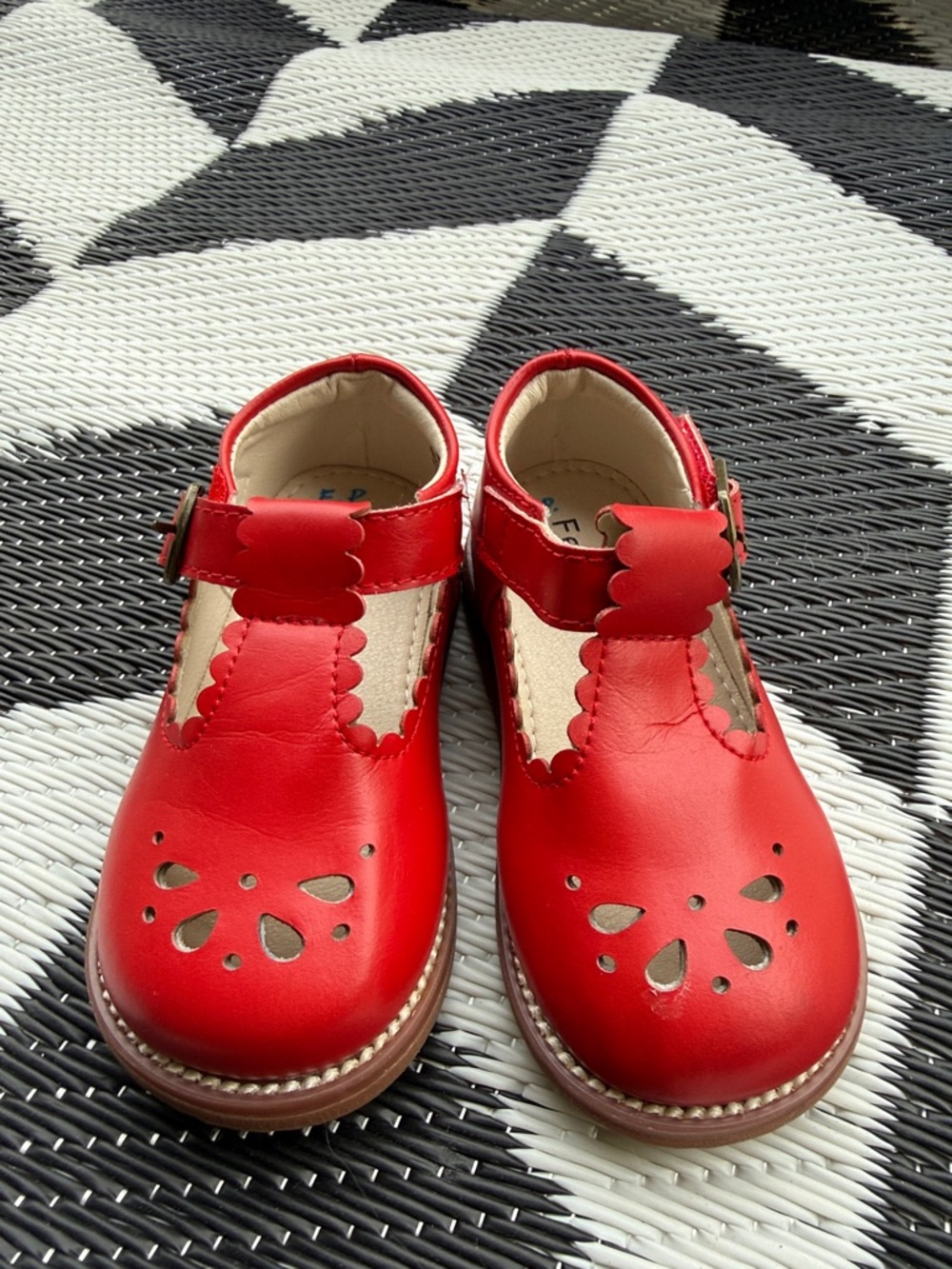 Kids Red Mary Jane Dress Shoes with Scallop Trim